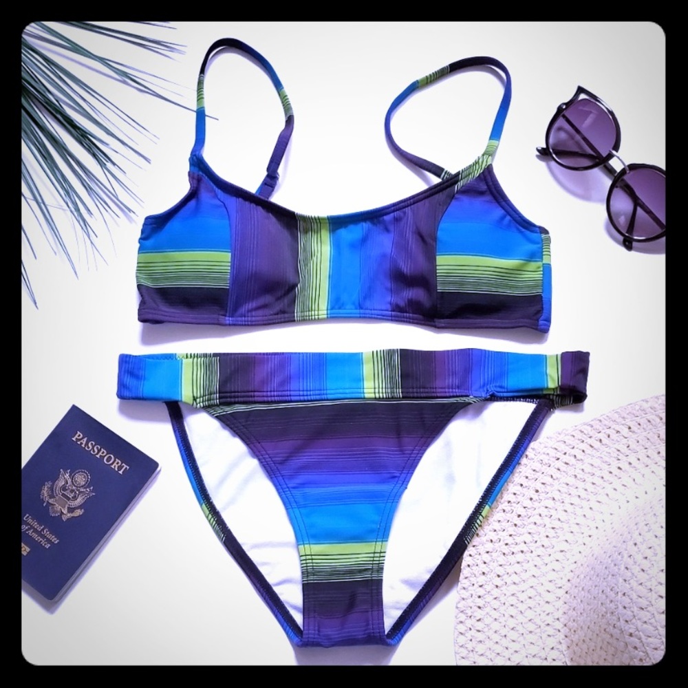 NWT adorable striped bikini